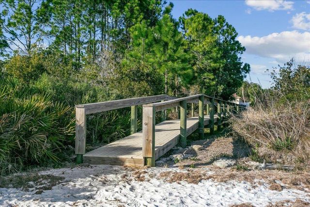 1777 Ravenna Dr, Navarre, FL 32566