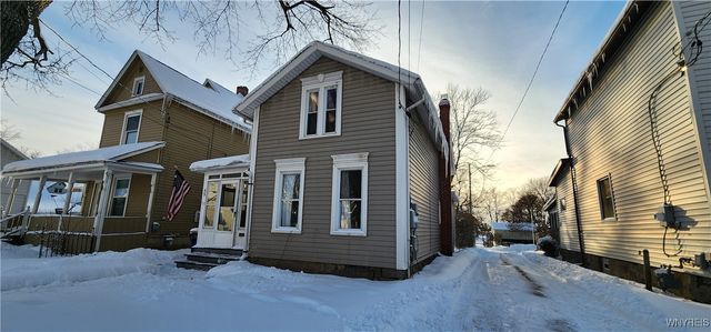 55 Chapel Street, Lockport City, NY 14094