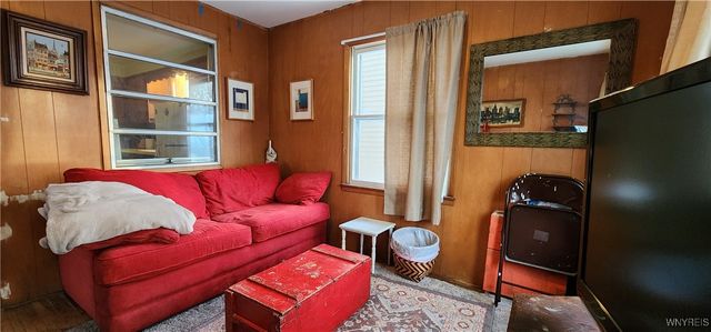 55 Chapel Street, Lockport City, NY 14094