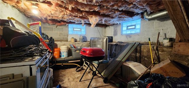 55 Chapel Street, Lockport City, NY 14094