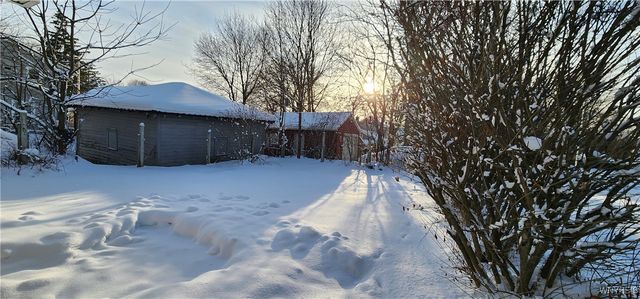 55 Chapel Street, Lockport City, NY 14094