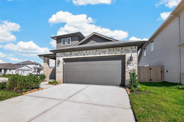 5719 Adamite Way, Houston, TX 77048