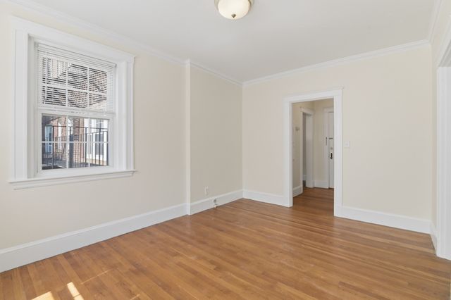 17 Greenleaf Street 12, Quincy, MA 02169