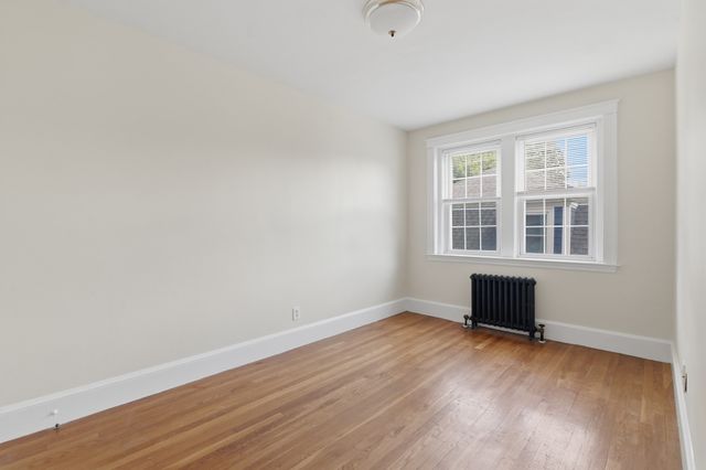 17 Greenleaf Street 12, Quincy, MA 02169