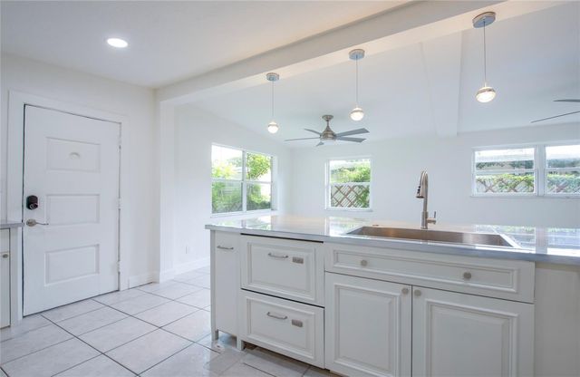 10276 121ST AVENUE, Largo, FL 33773