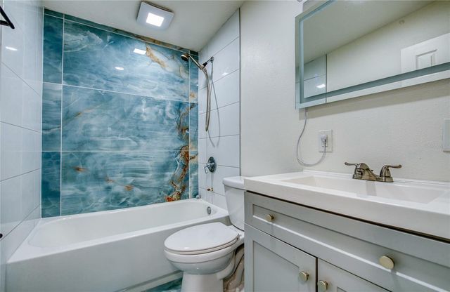 10276 121ST AVENUE, Largo, FL 33773