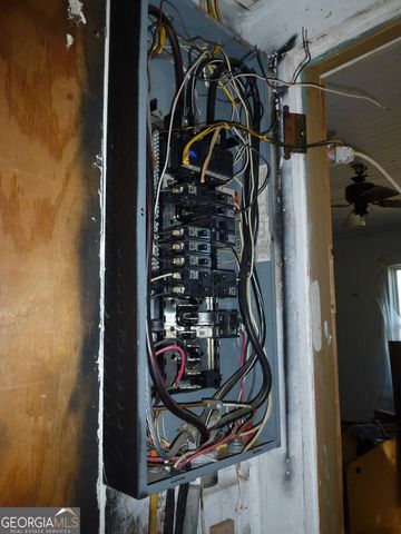 702 Rosedale Avenue, Claxton, GA 30417