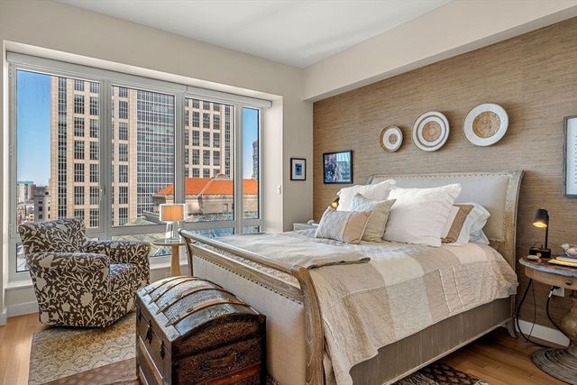 400 Stuart St 16J, Boston, MA 02116