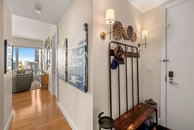 400 Stuart St 16J, Boston, MA 02116