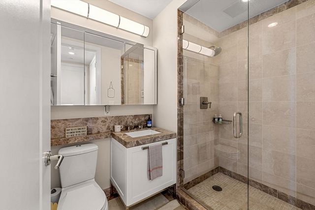 400 Stuart St 16J, Boston, MA 02116