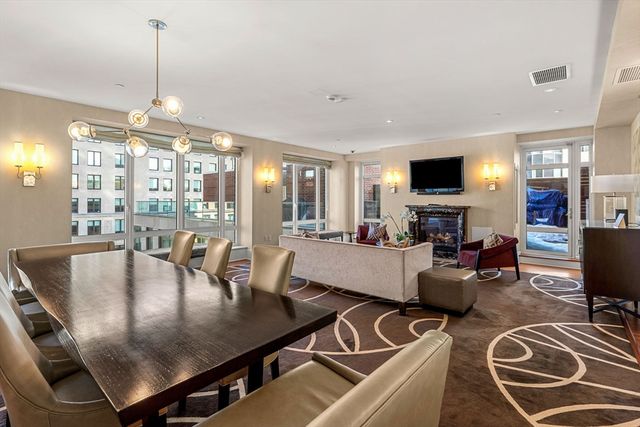 400 Stuart St 16J, Boston, MA 02116