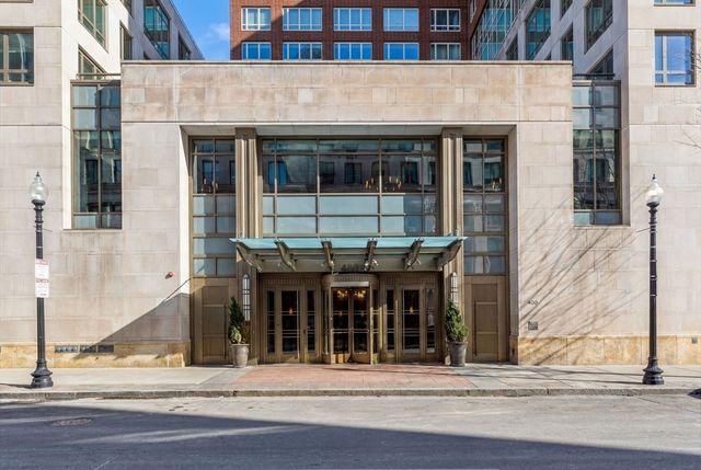 400 Stuart St 16J, Boston, MA 02116