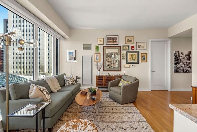 400 Stuart St 16J, Boston, MA 02116