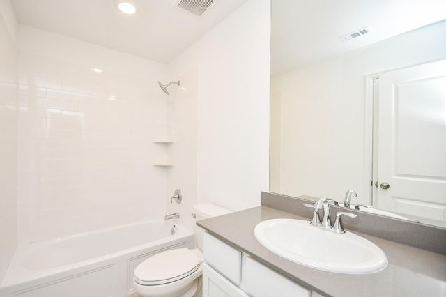 5624 Forest Cove Drive, Rosenberg, TX 77469