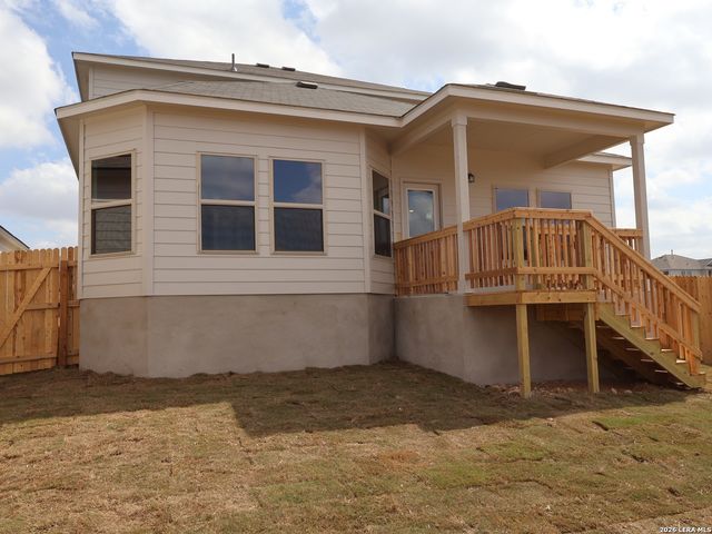 6235 Persimmon Lake, San Antonio, TX 78245