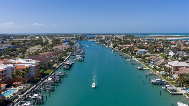 722 PINELLAS BAYWAY S 104, Tierra Verde, FL 33715