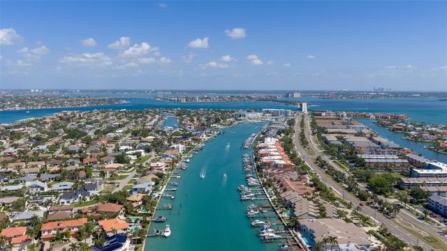 722 PINELLAS BAYWAY S 104, Tierra Verde, FL 33715