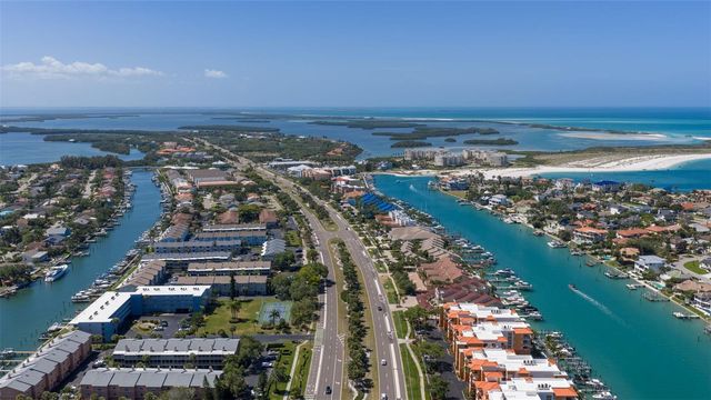 722 PINELLAS BAYWAY S 104, Tierra Verde, FL 33715