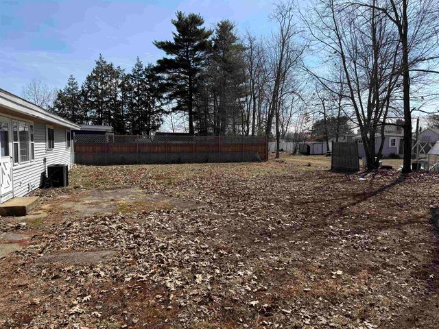 21 Roycraft Road, Manchester, NH 03103
