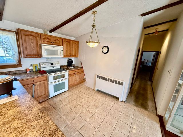 21 Roycraft Road, Manchester, NH 03103