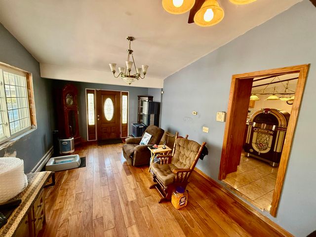 21 Roycraft Road, Manchester, NH 03103