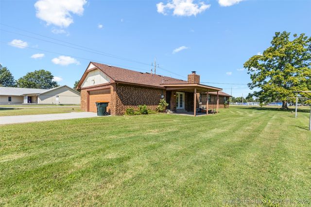 1100 N Oseuma Avenue C, Claremore, OK 74017