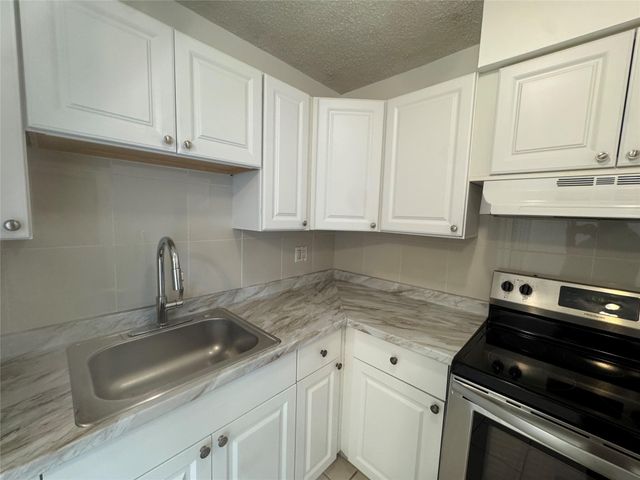 1795 NW 55th Ave 1, Lauderhill, FL 33313