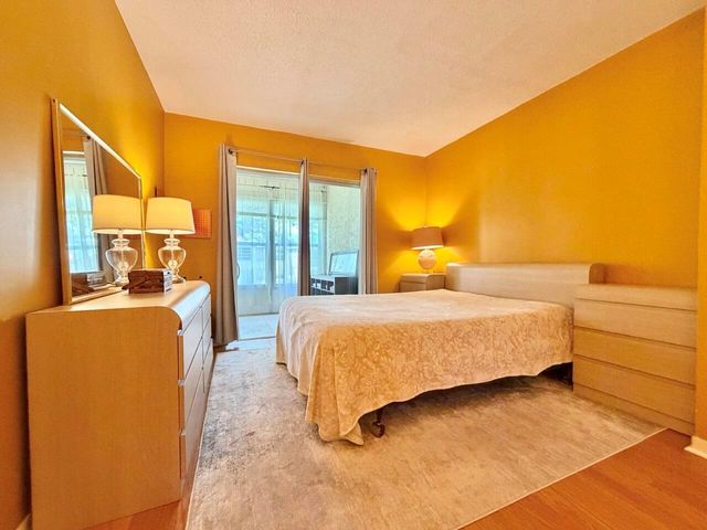 19 Abbey Lane 204, Delray Beach, FL 33446