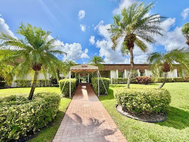19 Abbey Lane 204, Delray Beach, FL 33446