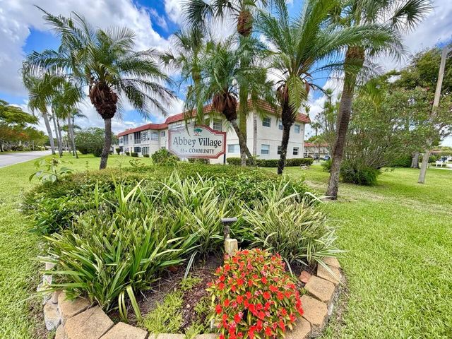 19 Abbey Lane 204, Delray Beach, FL 33446