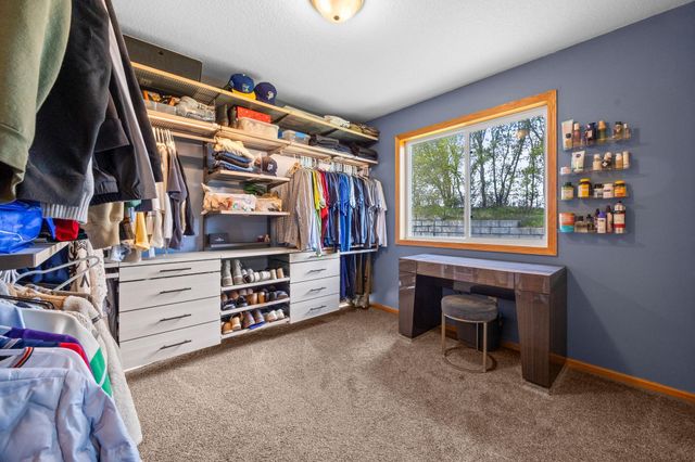406 Greenway Drive, Delano, MN 55328