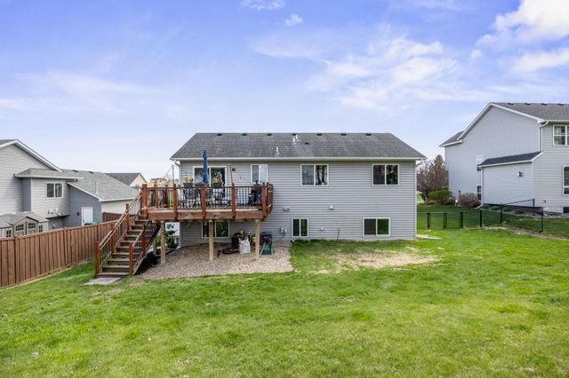 406 Greenway Drive, Delano, MN 55328