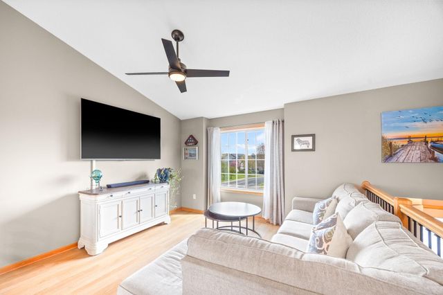 406 Greenway Drive, Delano, MN 55328