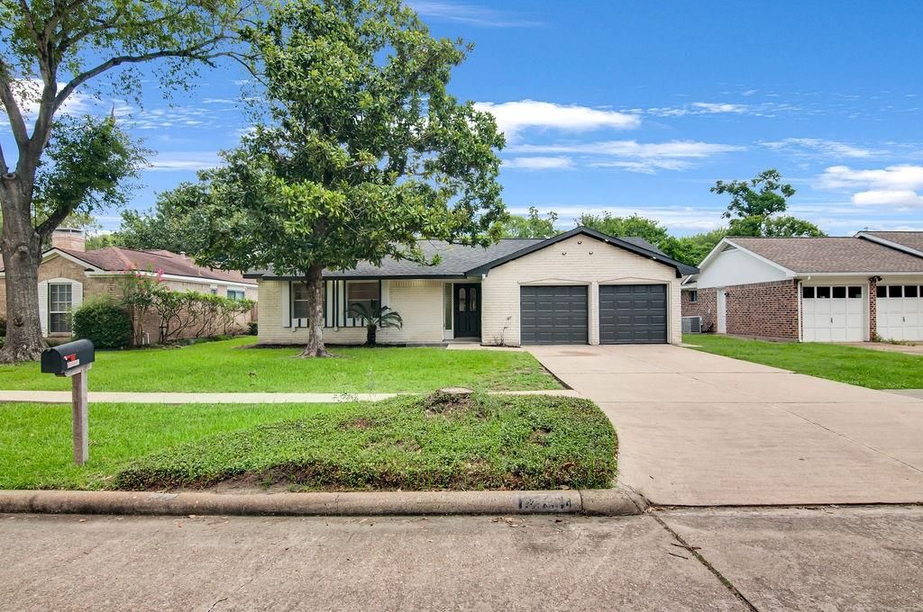 12734 Westella Drive, Houston, TX 77077