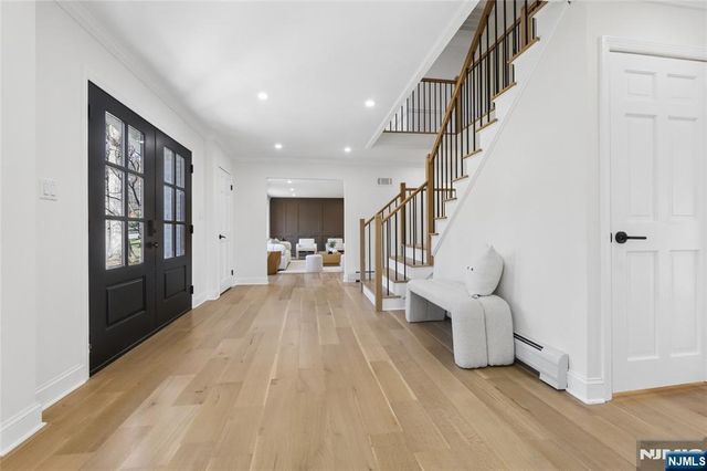 708 Windswept Lane, Franklin Lakes, NJ 07417