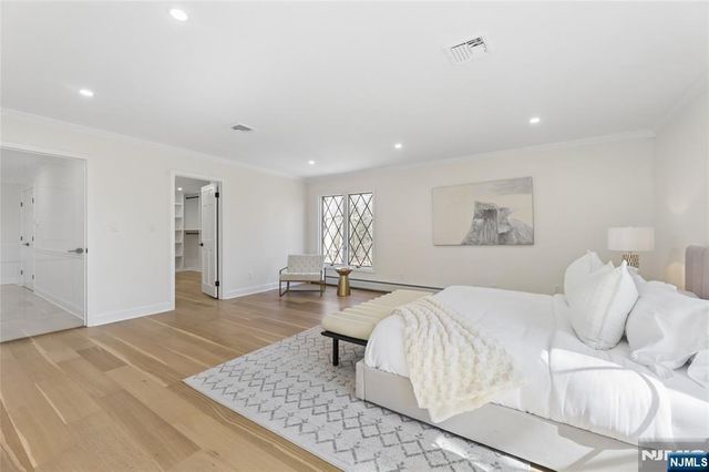 708 Windswept Lane, Franklin Lakes, NJ 07417