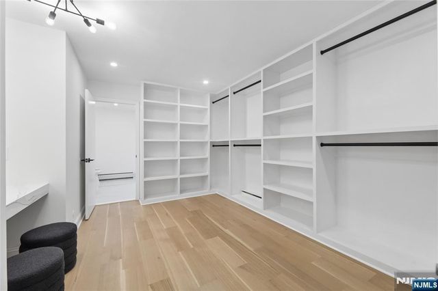 708 Windswept Lane, Franklin Lakes, NJ 07417