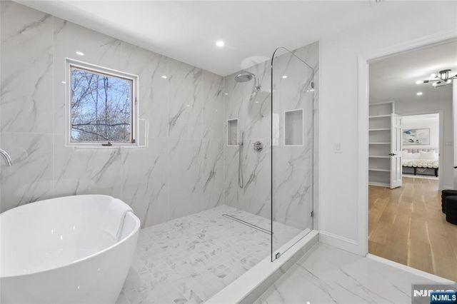 708 Windswept Lane, Franklin Lakes, NJ 07417