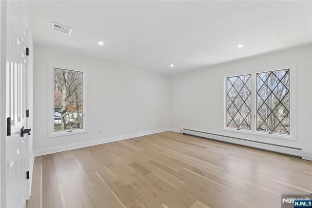 708 Windswept Lane, Franklin Lakes, NJ 07417