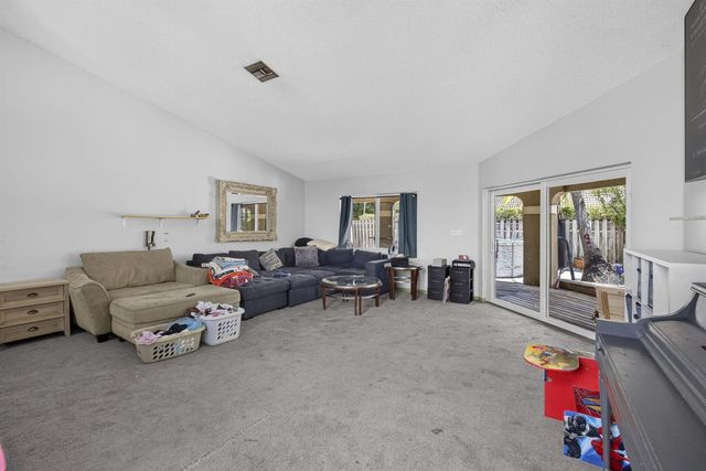 2171 Amesbury Circle, Wellington, FL 33414
