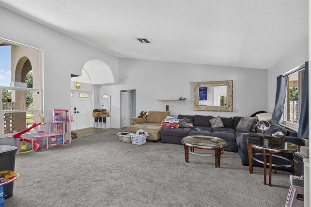 2171 Amesbury Circle, Wellington, FL 33414