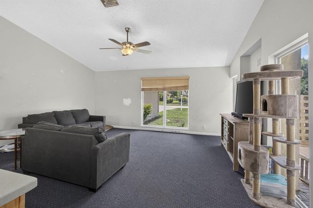 2171 Amesbury Circle, Wellington, FL 33414