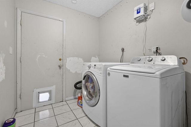2171 Amesbury Circle, Wellington, FL 33414