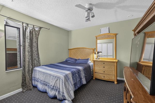 2171 Amesbury Circle, Wellington, FL 33414