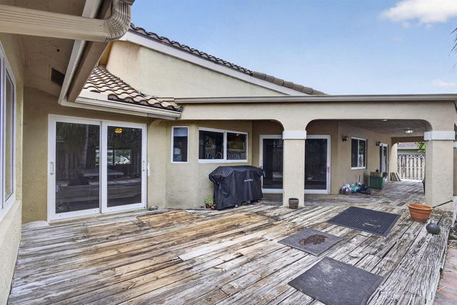 2171 Amesbury Circle, Wellington, FL 33414