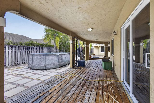 2171 Amesbury Circle, Wellington, FL 33414
