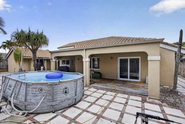 2171 Amesbury Circle, Wellington, FL 33414
