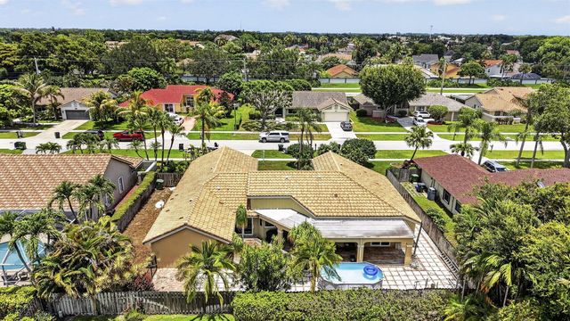 2171 Amesbury Circle, Wellington, FL 33414