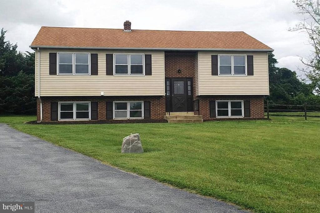 11 DELFT CT, Middletown, DE 19709