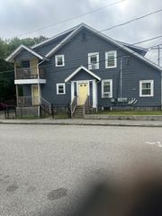 58 Hunt St, Brockton, MA 02302